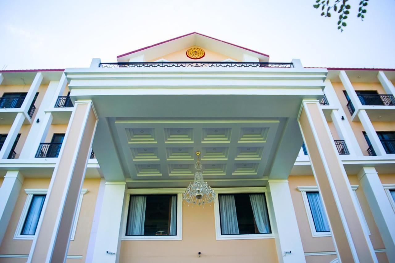 Mystique Mayong Raja Mayang Exterior foto